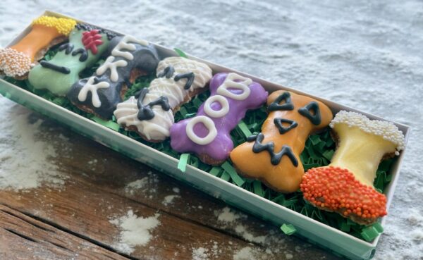Muttster Mash Mini Bone Dog Treat Gift Box - Image 2